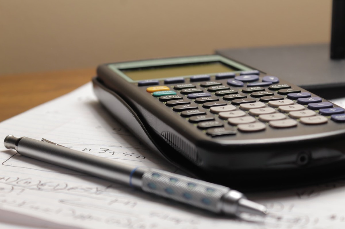 Calculator and comparison sheet for SEO packages in Gurgaon